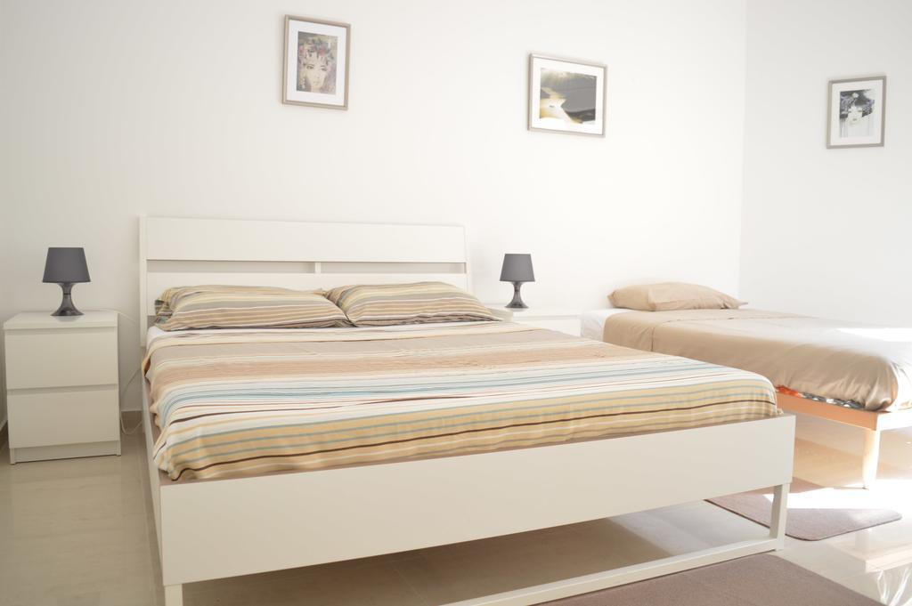 Apartments Villa Alba โปเรช ภายนอก รูปภาพ