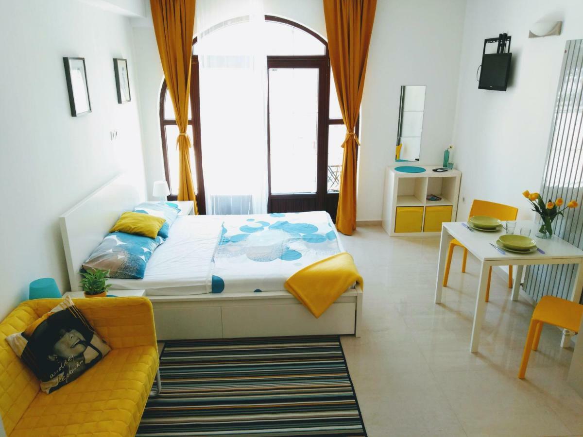 Apartments Villa Alba โปเรช ภายนอก รูปภาพ